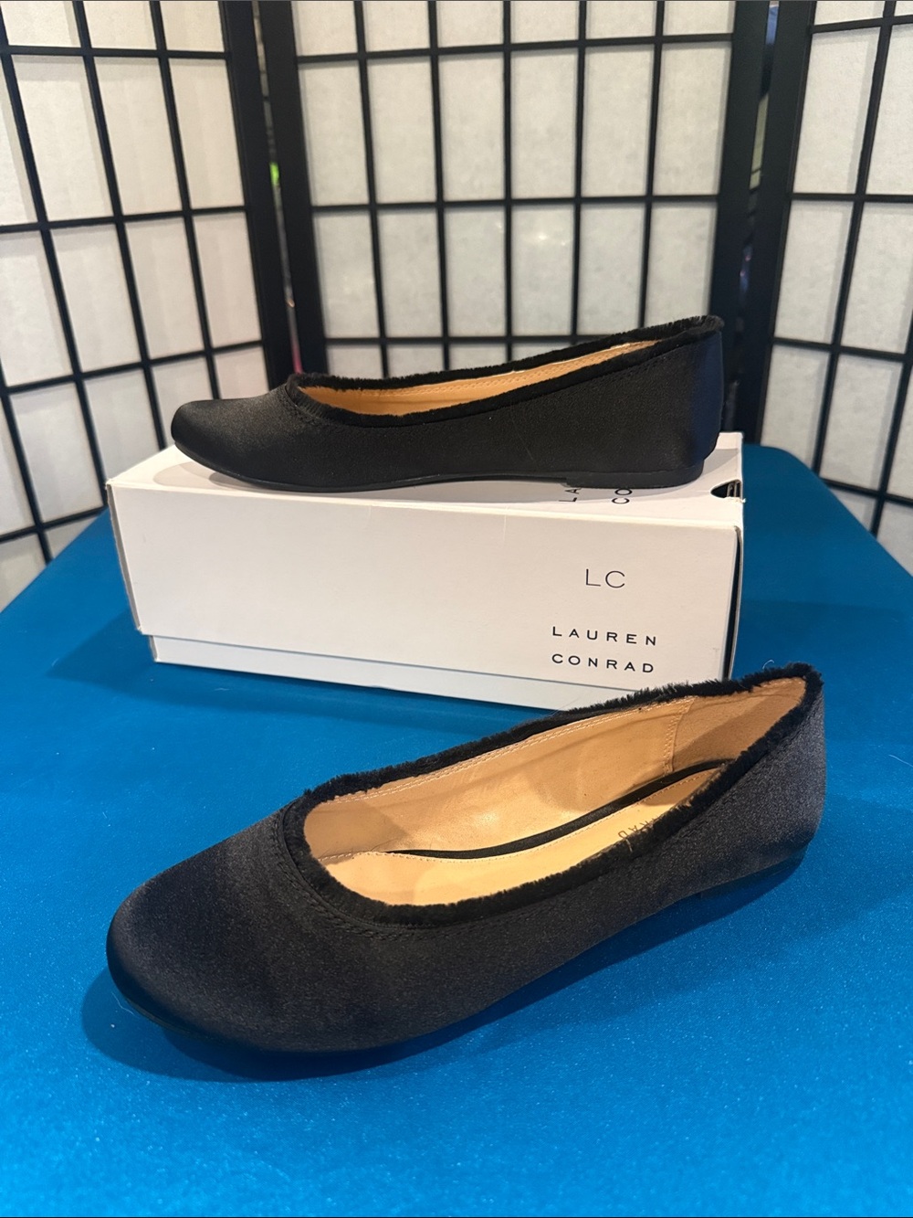 LC Lauren Conrad Black Satin Ballet Flats
